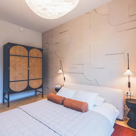 Second 17 Διαμέρισμα Παρνού