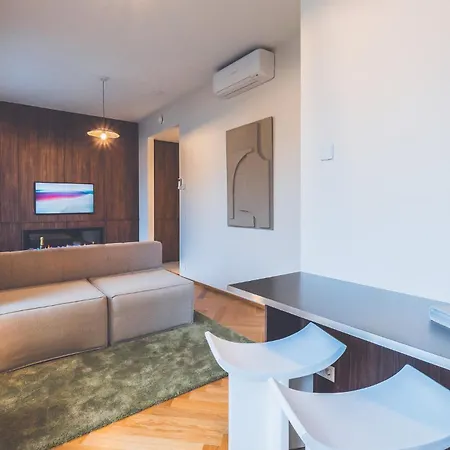 Διαμέρισμα Second 17 Παρνού